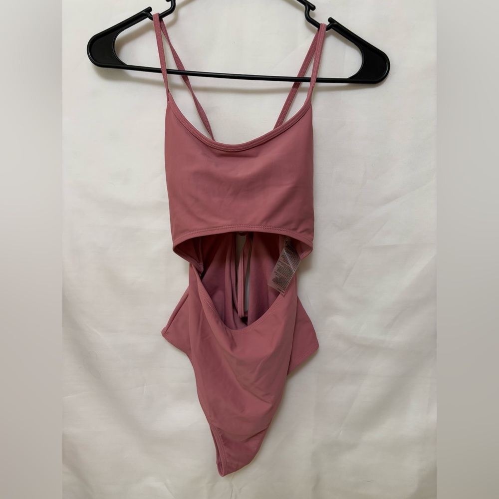 Gymshark Cutout One Piece Swimsuit Mauve Strappy Tie Open‎ Back Size Medium